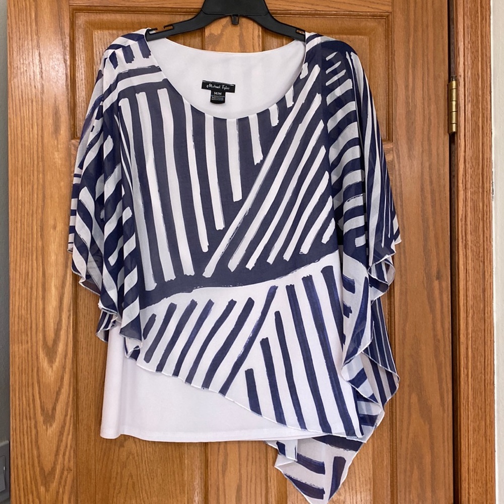 😍Michael Tyler layered top